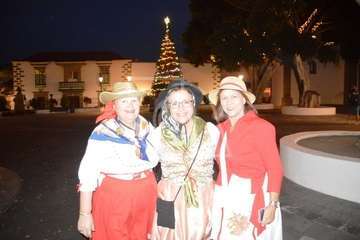 Peregrinación desde San Juan hacia Jinámar. ofrenda, reparto del potaje y festival folclórico (Foto TA y TF)